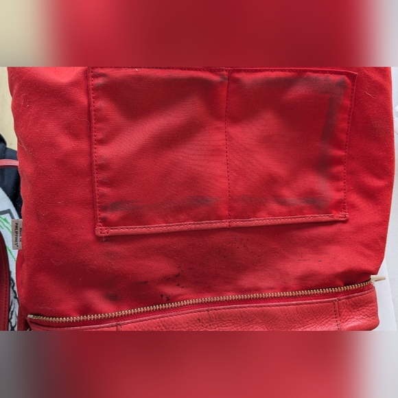 Coach red pebbled leather hobo bag - shoulder and crossbody strap. - Picture 11 of 12